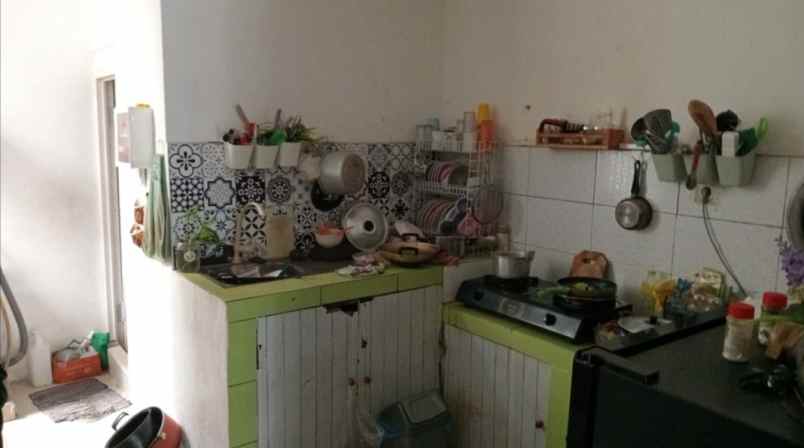 dijual rumah serua bojong sari depok