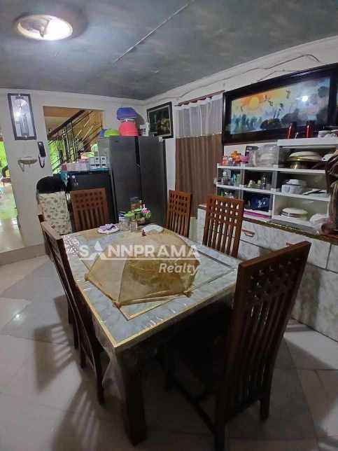 dijual rumah srengseng sawah