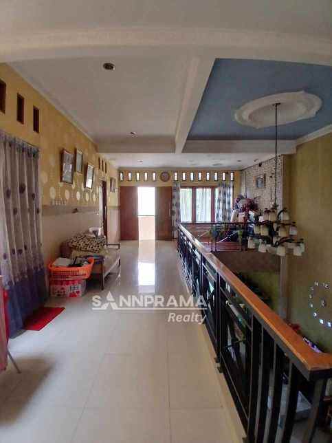 dijual rumah srengseng sawah