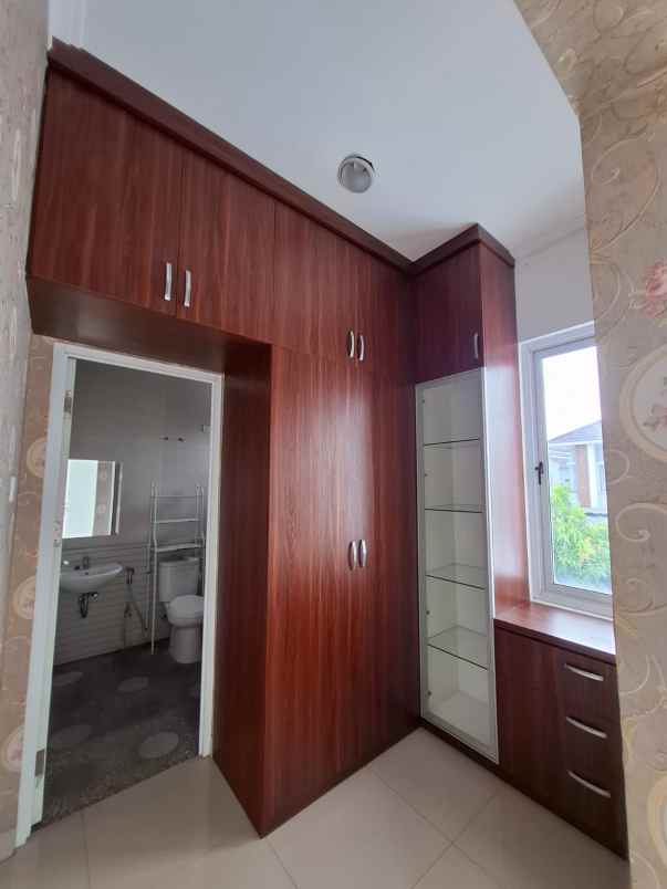 dijual rumah sudah rapi dan siap huni di kota wisata