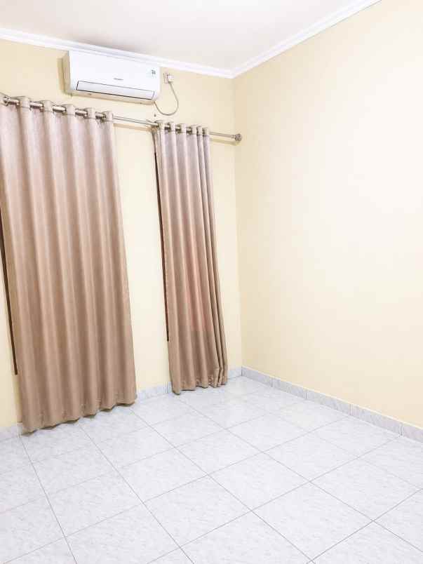 dijual rumah suropati residence tambun