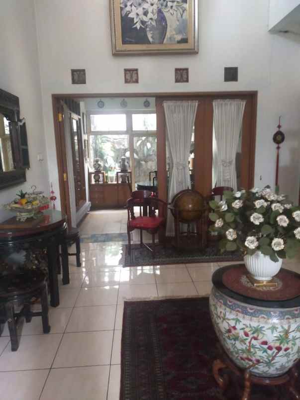 dijual rumah taman bougenvile caman