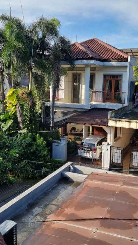 dijual rumah taman bougenvile caman