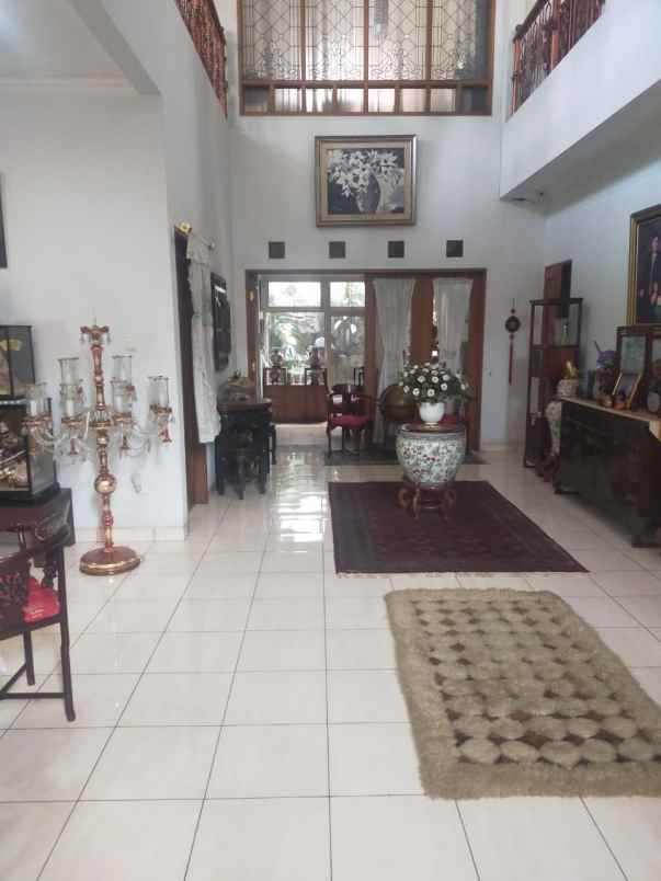 dijual rumah taman bougenvile caman