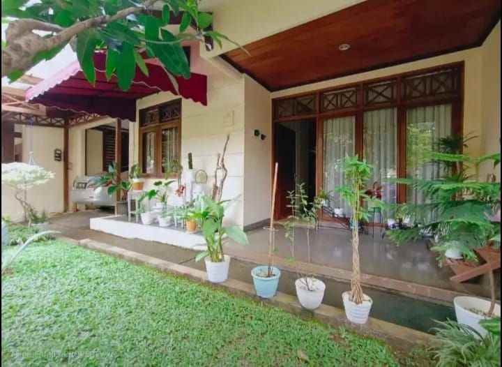dijual rumah taman rempoa indah