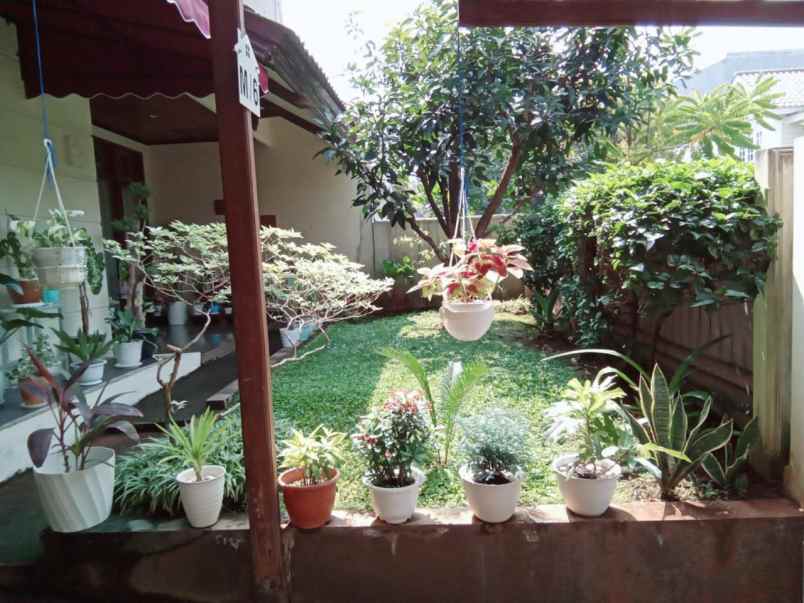 dijual rumah taman rempoa indah