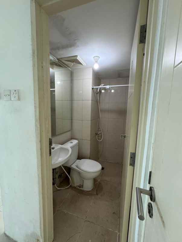 dijual rumah tanglin