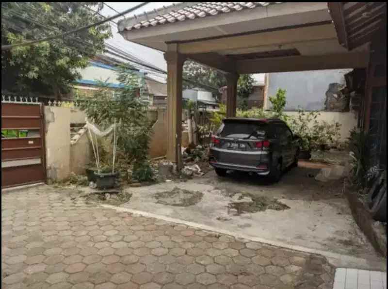 dijual rumah ulujami