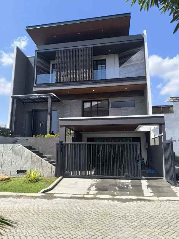 dijual rumah waterfront citraland