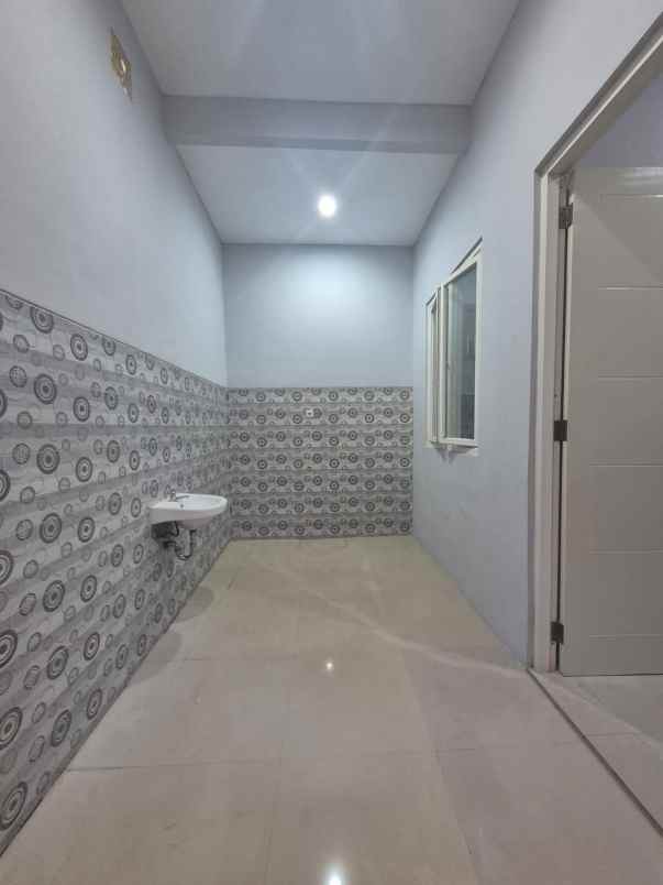 dijual rumah wisma kedung asem indah 2