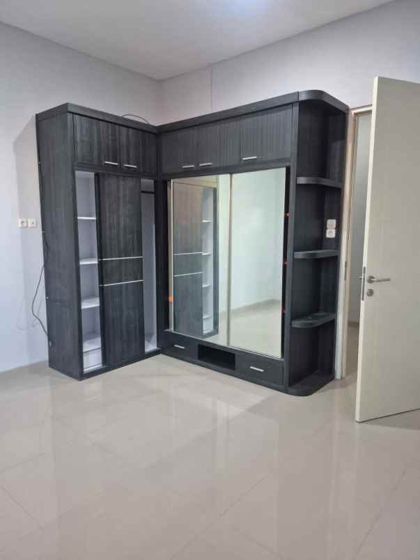 dijual rumah wisma kedung asem indah 2