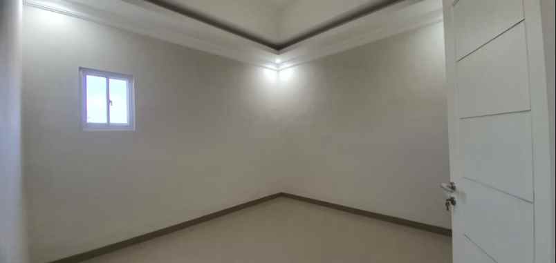 dijual rumah wisma permai