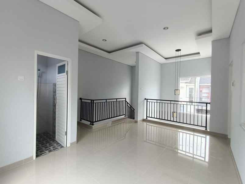 dijual rumah wolter monginsidi pedurungan