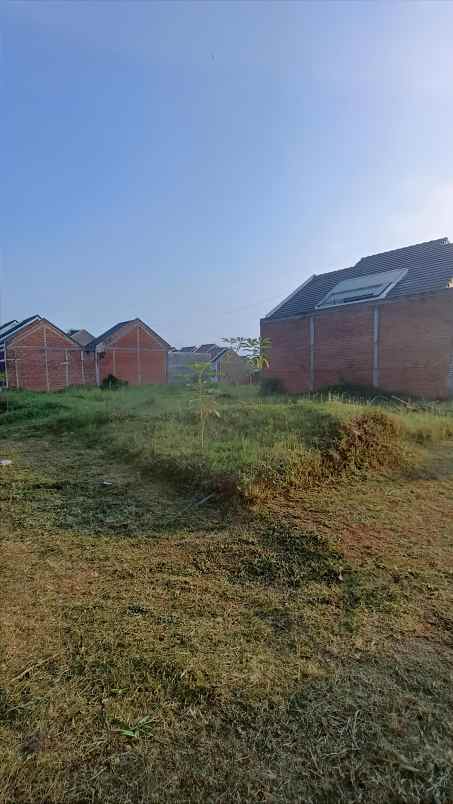 dijual tanah ampeldento pakis 300 meter