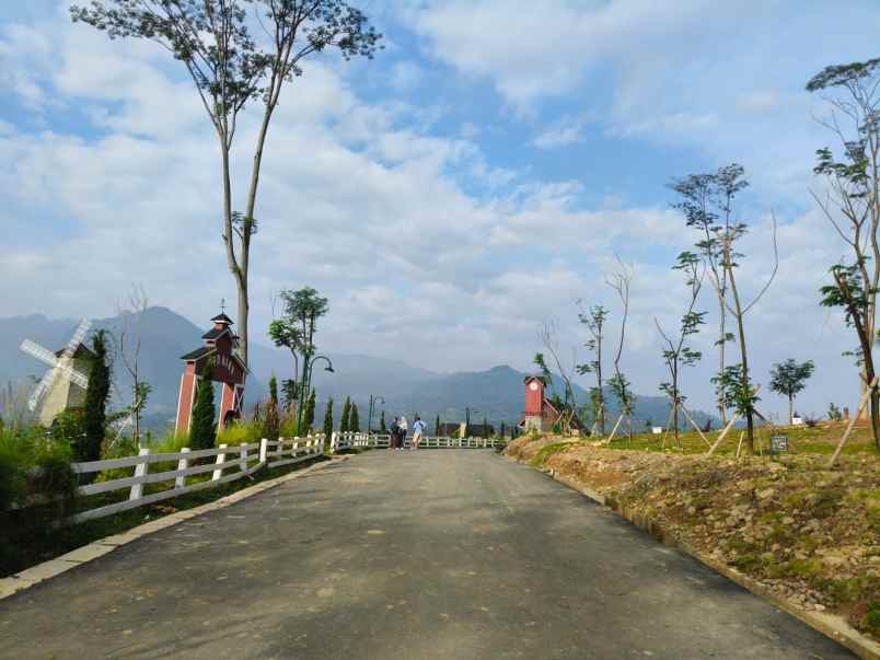 dijual tanah jalan raya puncak dua