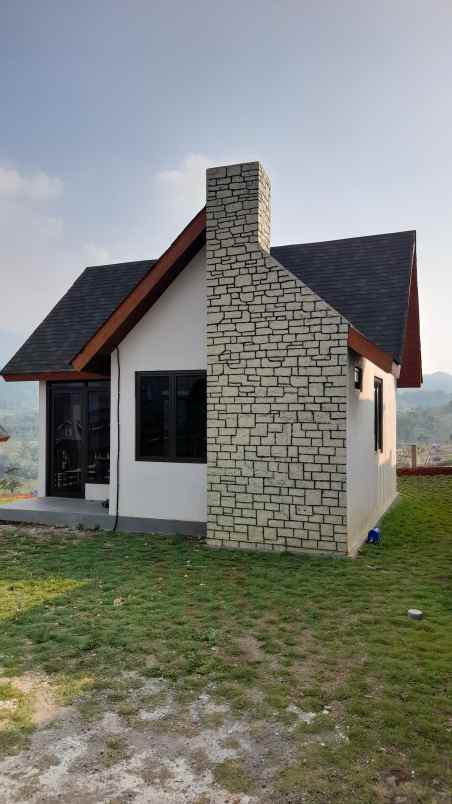 dijual tanah jalan raya sukamakmur