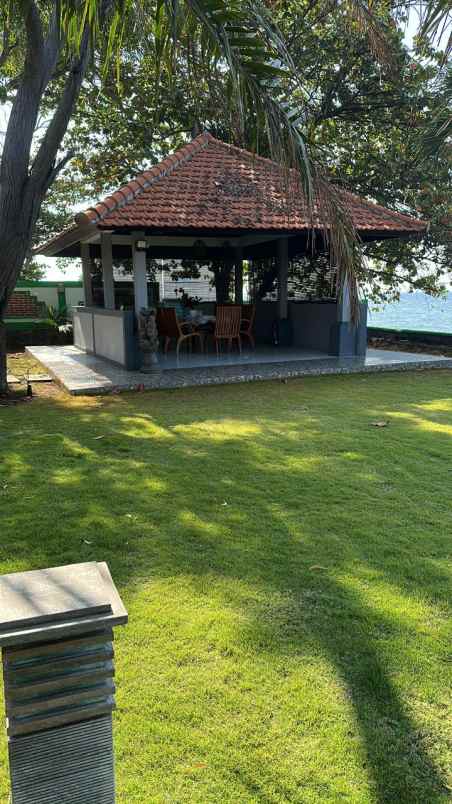 dijual villa beach front air sanih singaraja bali