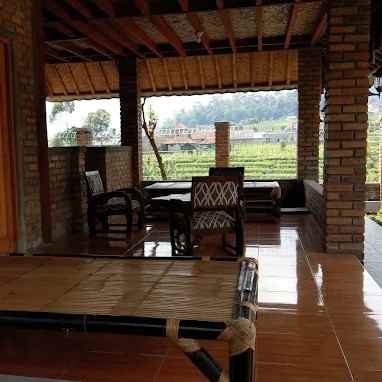 dijual villa jl simpang kendeng