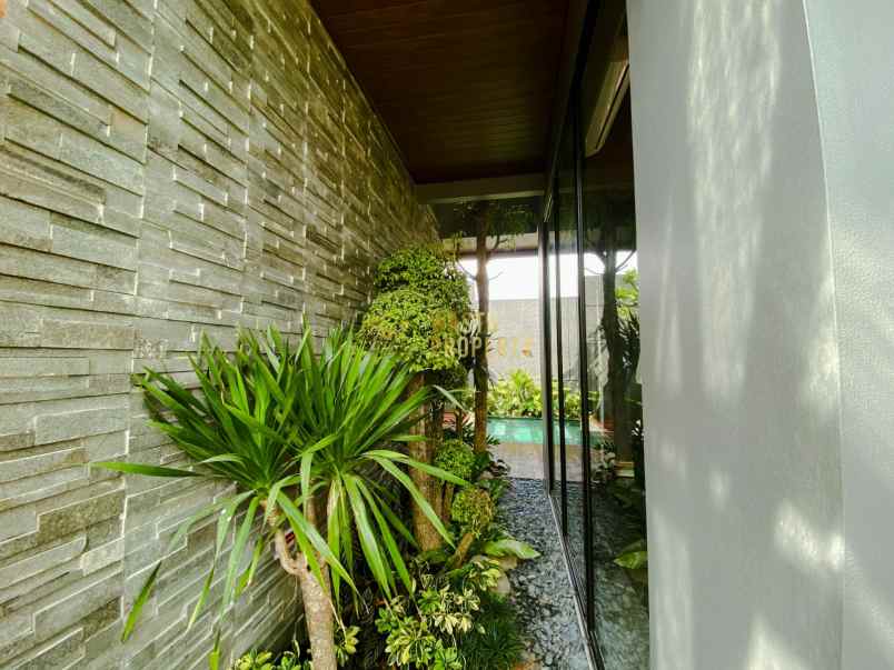 dijual villa sardonoharjo kabupaten