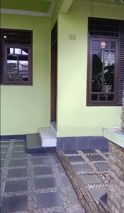 dikontrakan rumah taman surya agung