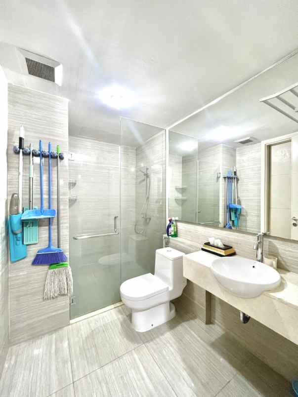 disewakan apartemen jalan pakuwon indah