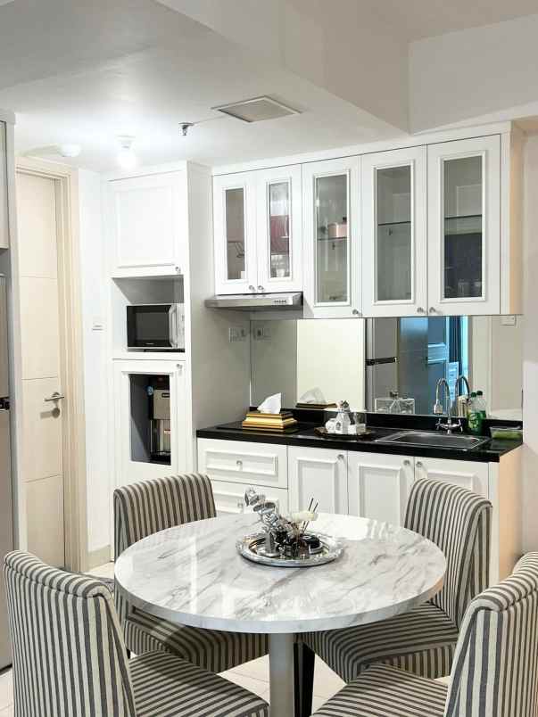 disewakan apartemen jalan pakuwon indah