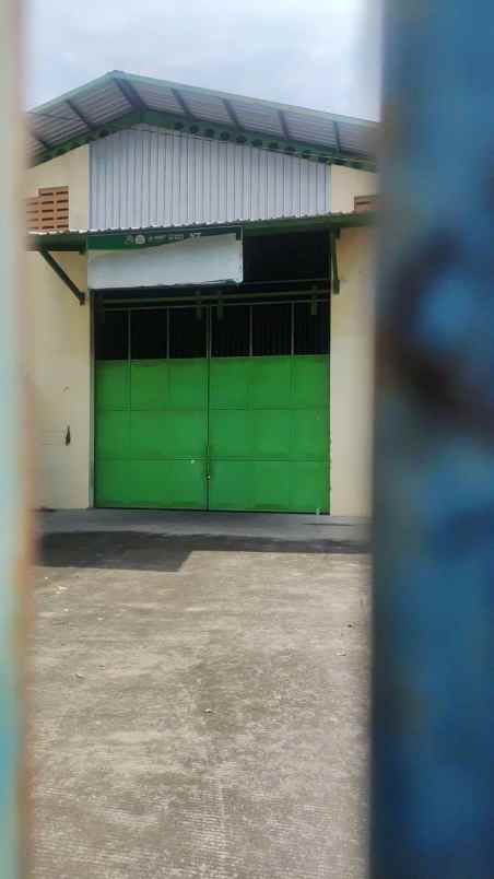 disewakan gudang di jombang