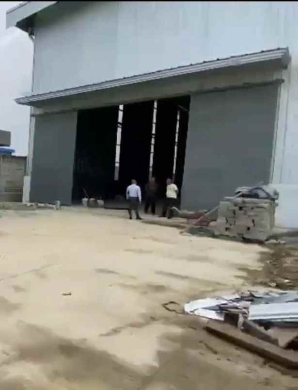 disewakan gudang lb 3760m di kawasan pergudangan legok