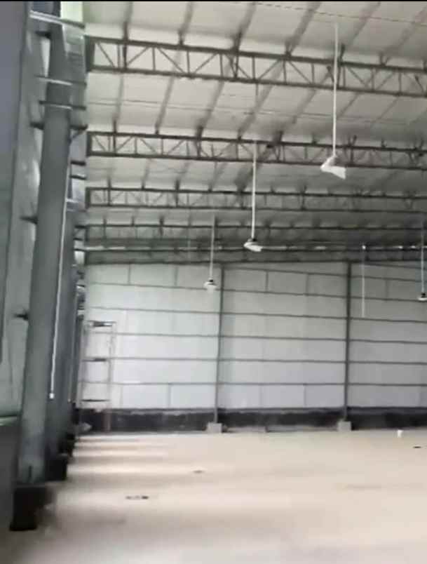 disewakan gudang lb 3760m di kawasan pergudangan legok