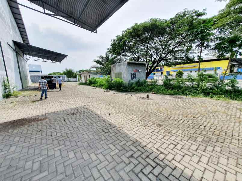 disewakan gudang siap pakai di medan