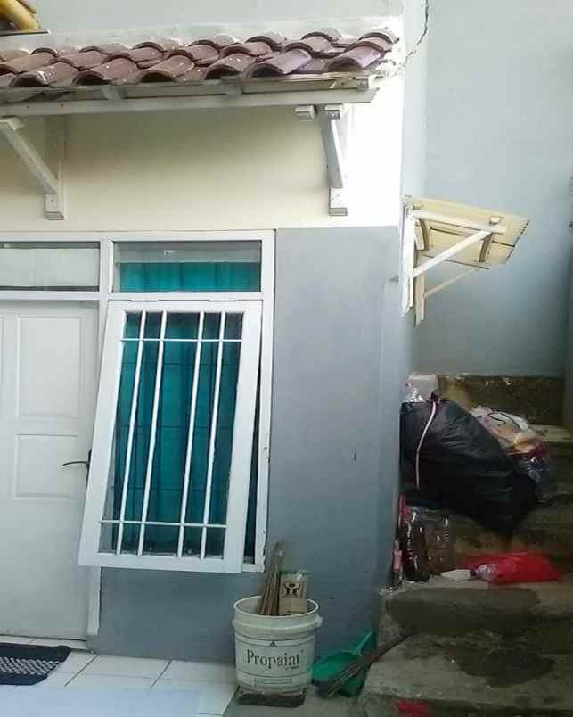 disewakan kost kosan khusus putri bu agus