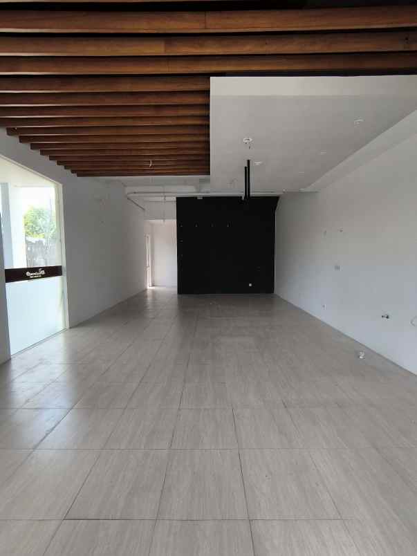 disewakan ruko gudang kantor graha natura sambikerep