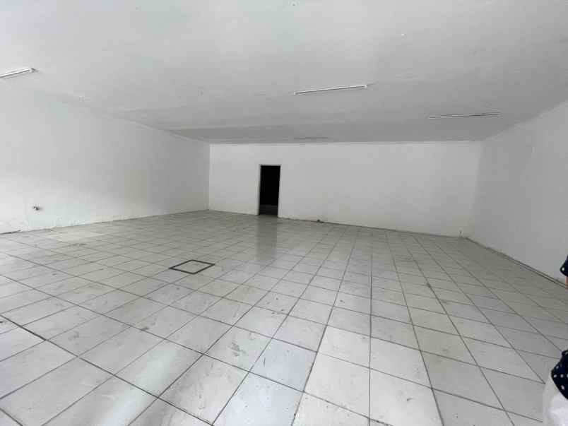 disewakan ruko gudang kantor jemursari