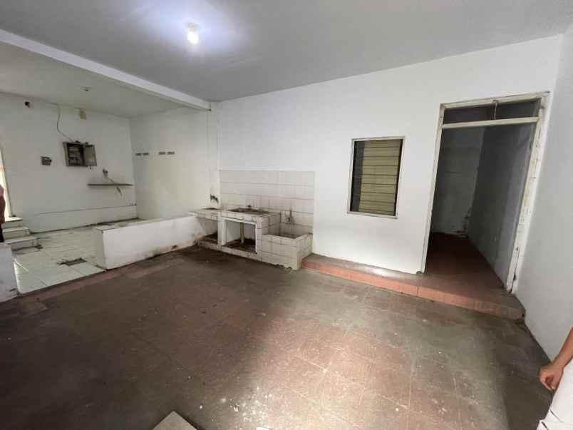 disewakan ruko gudang kantor jemursari