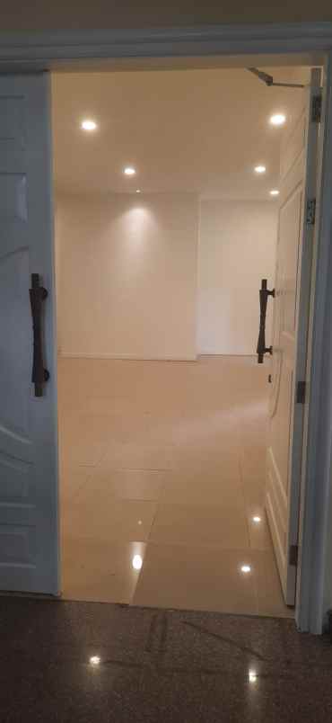 disewakan ruko gudang kantor rawa barat