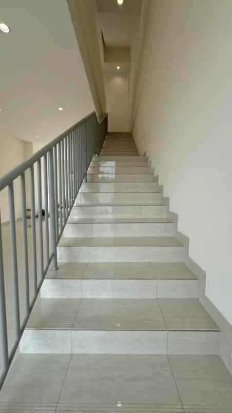 disewakan rumah asya jgc jakarta garden city