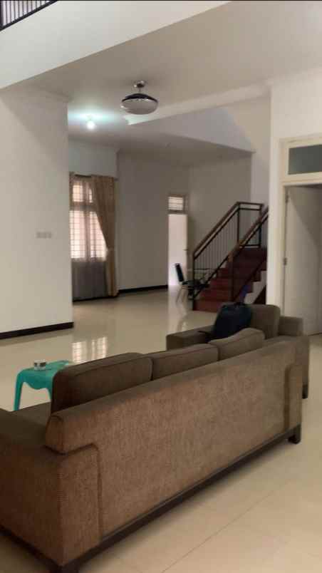 disewakan rumah duren sawit jakarta timur