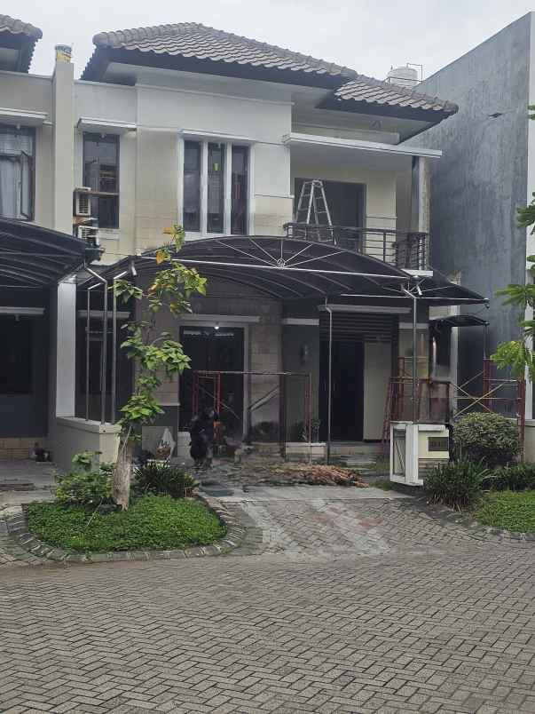 disewakan rumah jalan royal residence