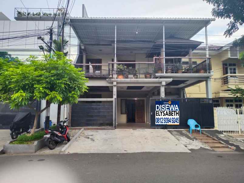 disewakan rumah kelapa gading