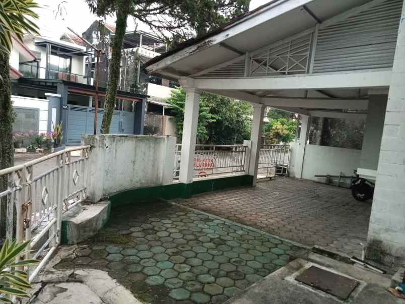 disewakan rumah komplek sarimas arcamanik