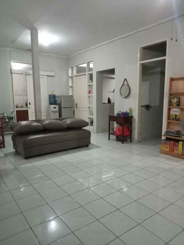 disewakan rumah komplek sarimas arcamanik