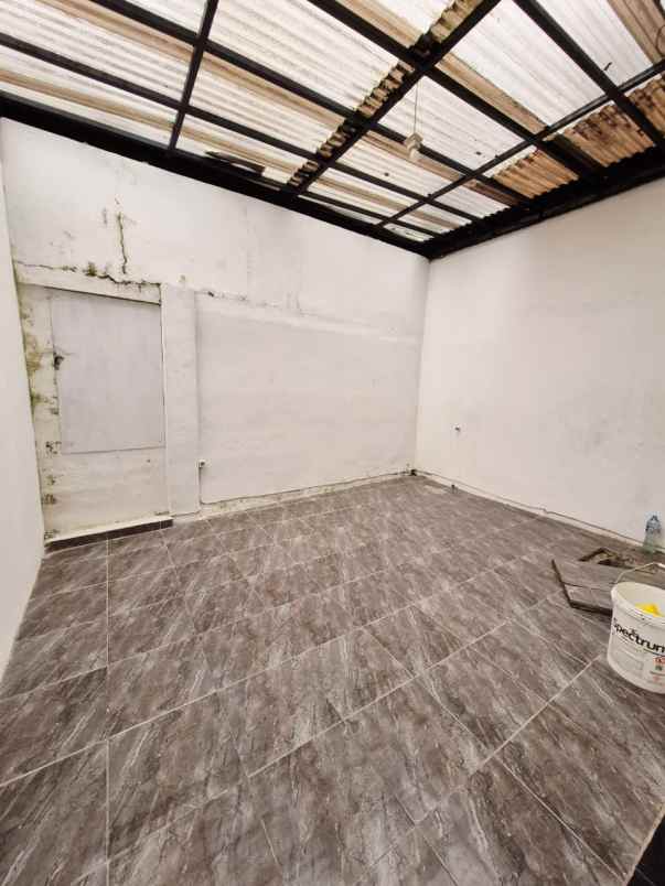 disewakan rumah komplek sariwangi