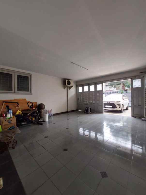 disewakan rumah pekayon