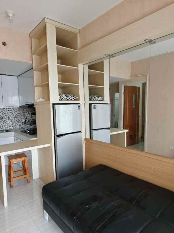 disewakan unit furnish 2 bedroom apartemen puncak cbd