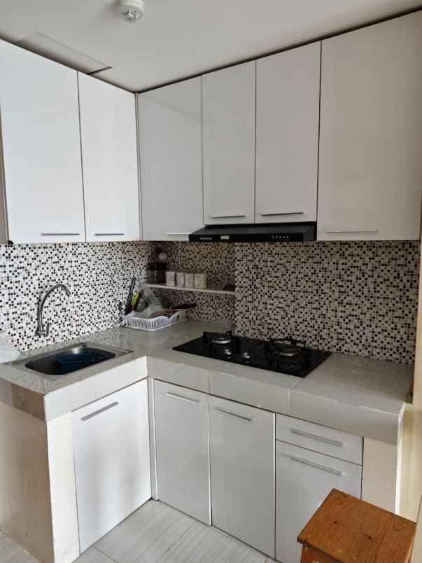 disewakan unit furnish 2 bedroom apartemen puncak cbd