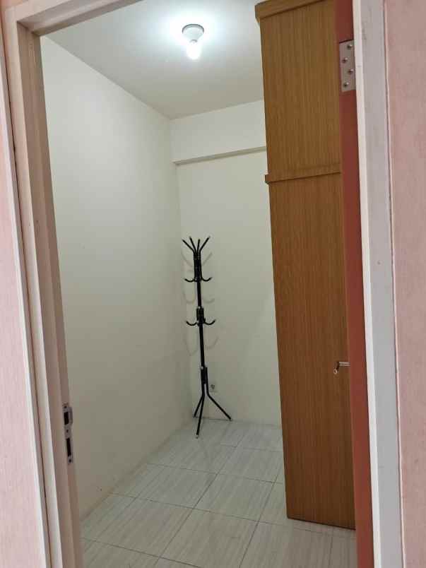 disewakan unit furnish 2 bedroom apartemen puncak cbd