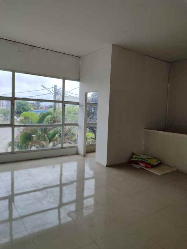 gudang shm ada kantor 2 lantai dicikupa tangerang