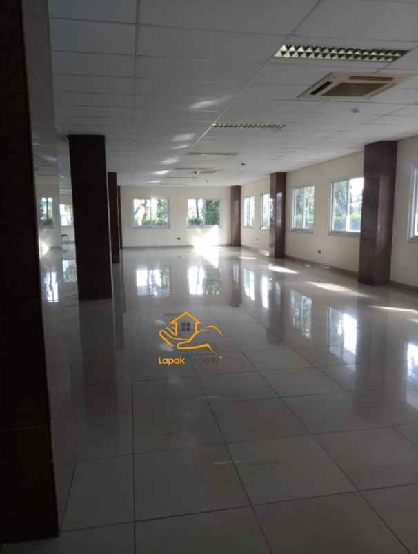 jual gedung baru 6 5 lantai raden saleh jakarta pusat