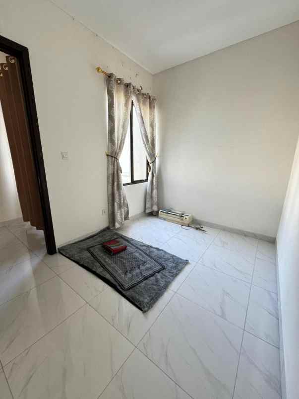 jual murah rumah lavon cluster allura cikupa tangerang