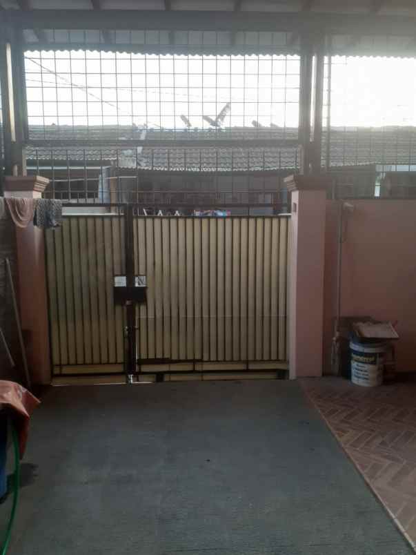 jual rumah komplek hook cluster flamboyan area sawah